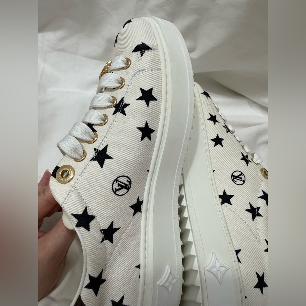 Louis Vuitton Time Out Sneaker - Picture 12 of 14